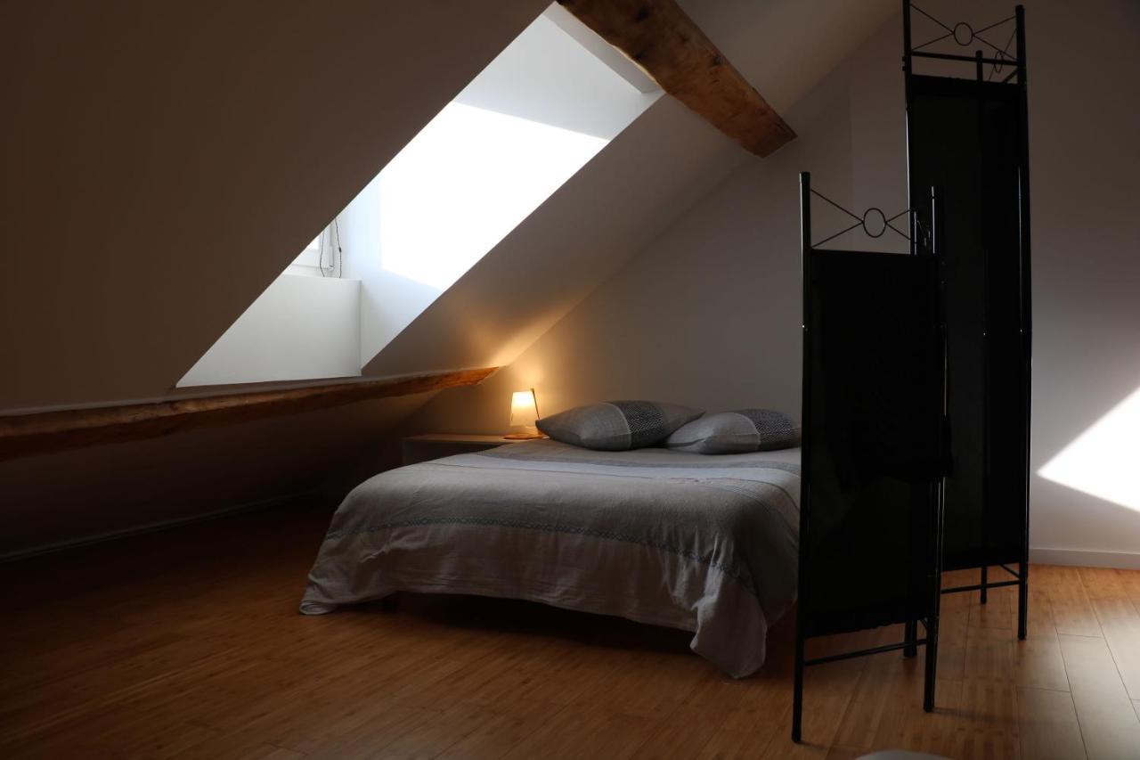 Les Fabuleux Appartements Du Coeur De Ville - Place Victor Hugo Besançon Zewnętrze zdjęcie