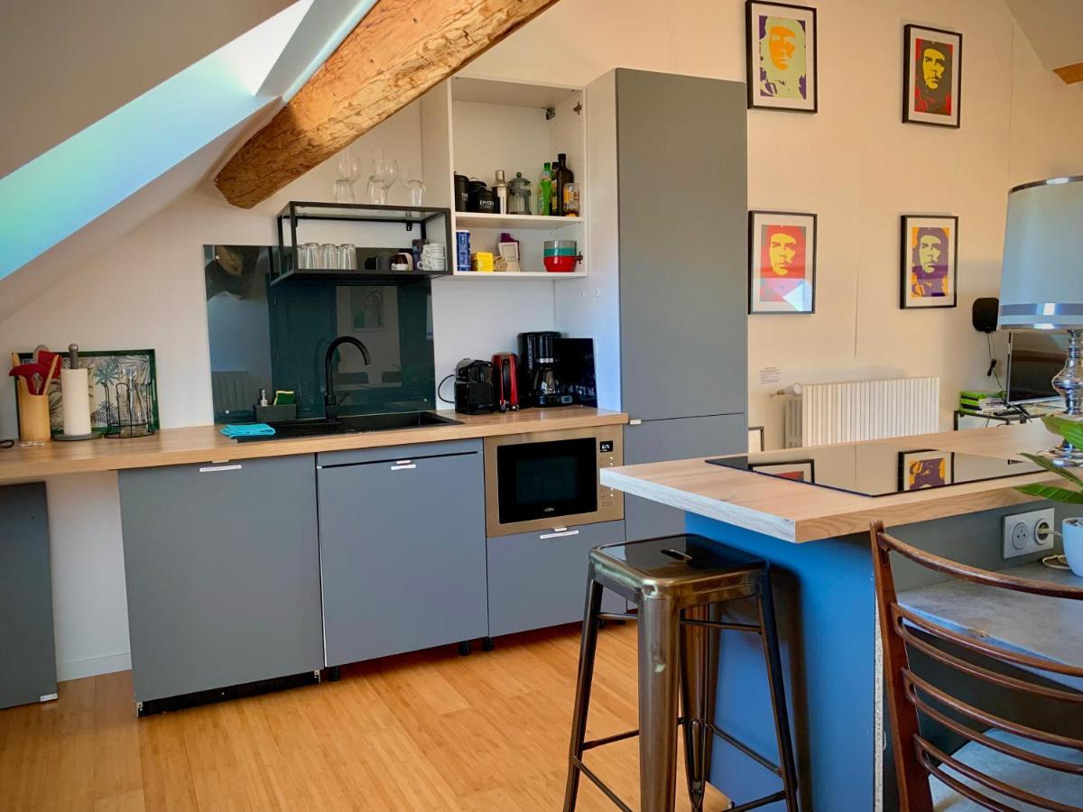 Les Fabuleux Appartements Du Coeur De Ville - Place Victor Hugo Besançon Zewnętrze zdjęcie