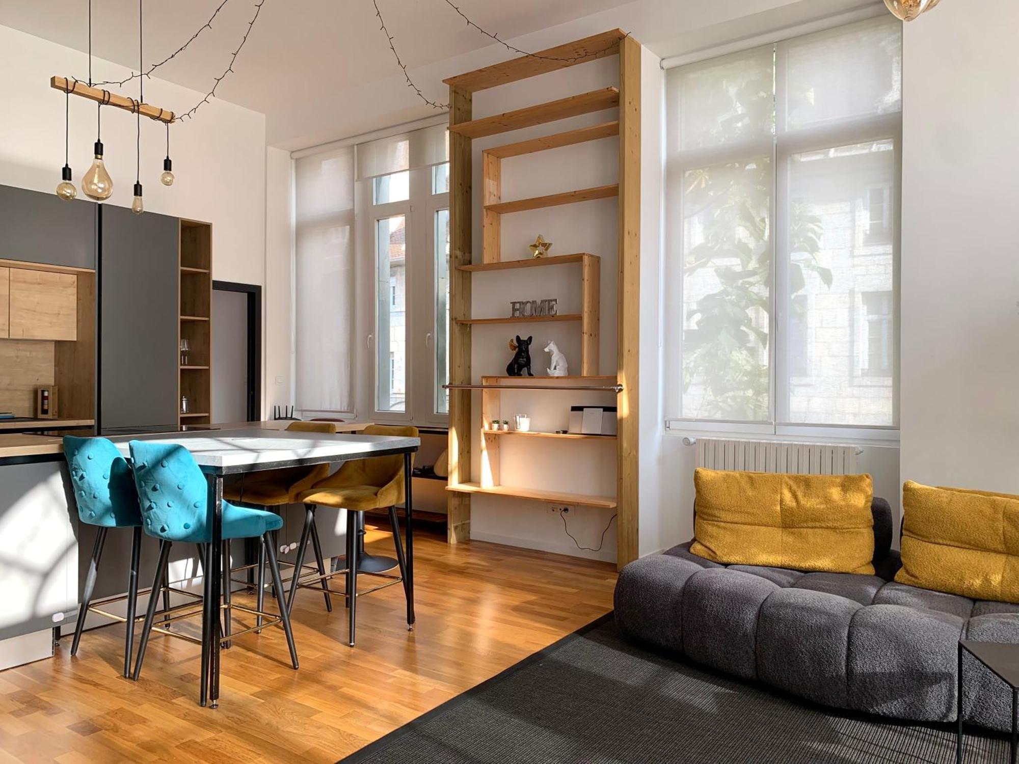 Les Fabuleux Appartements Du Coeur De Ville - Place Victor Hugo Besançon Zewnętrze zdjęcie