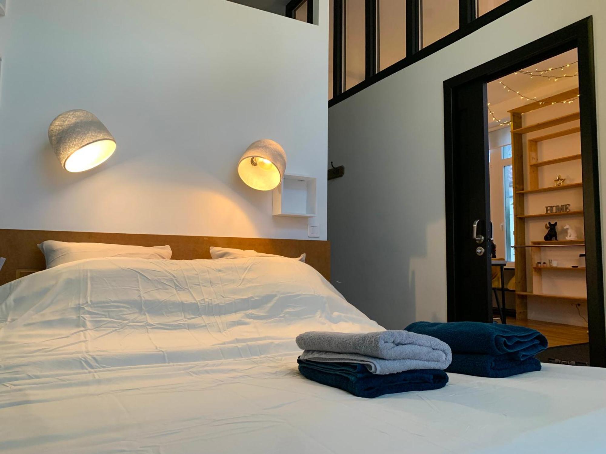 Les Fabuleux Appartements Du Coeur De Ville - Place Victor Hugo Besançon Zewnętrze zdjęcie
